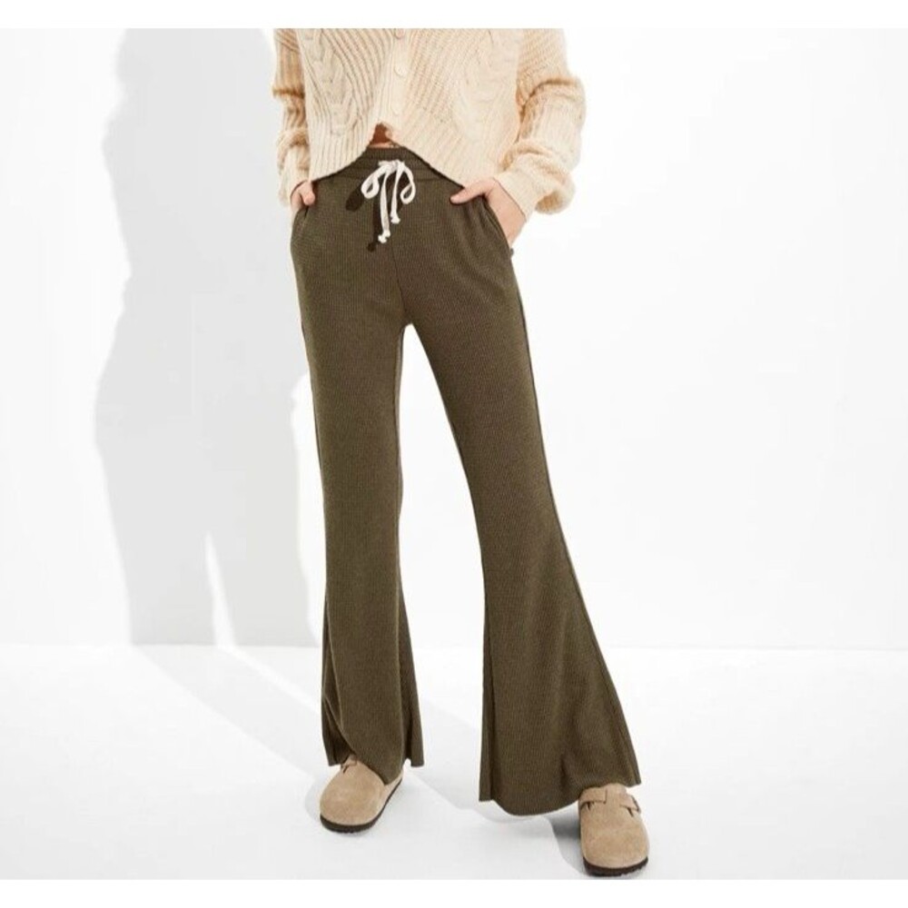 American Eagle Super High Waisted Flare Pants Womens M Olive Green Waffle Knit